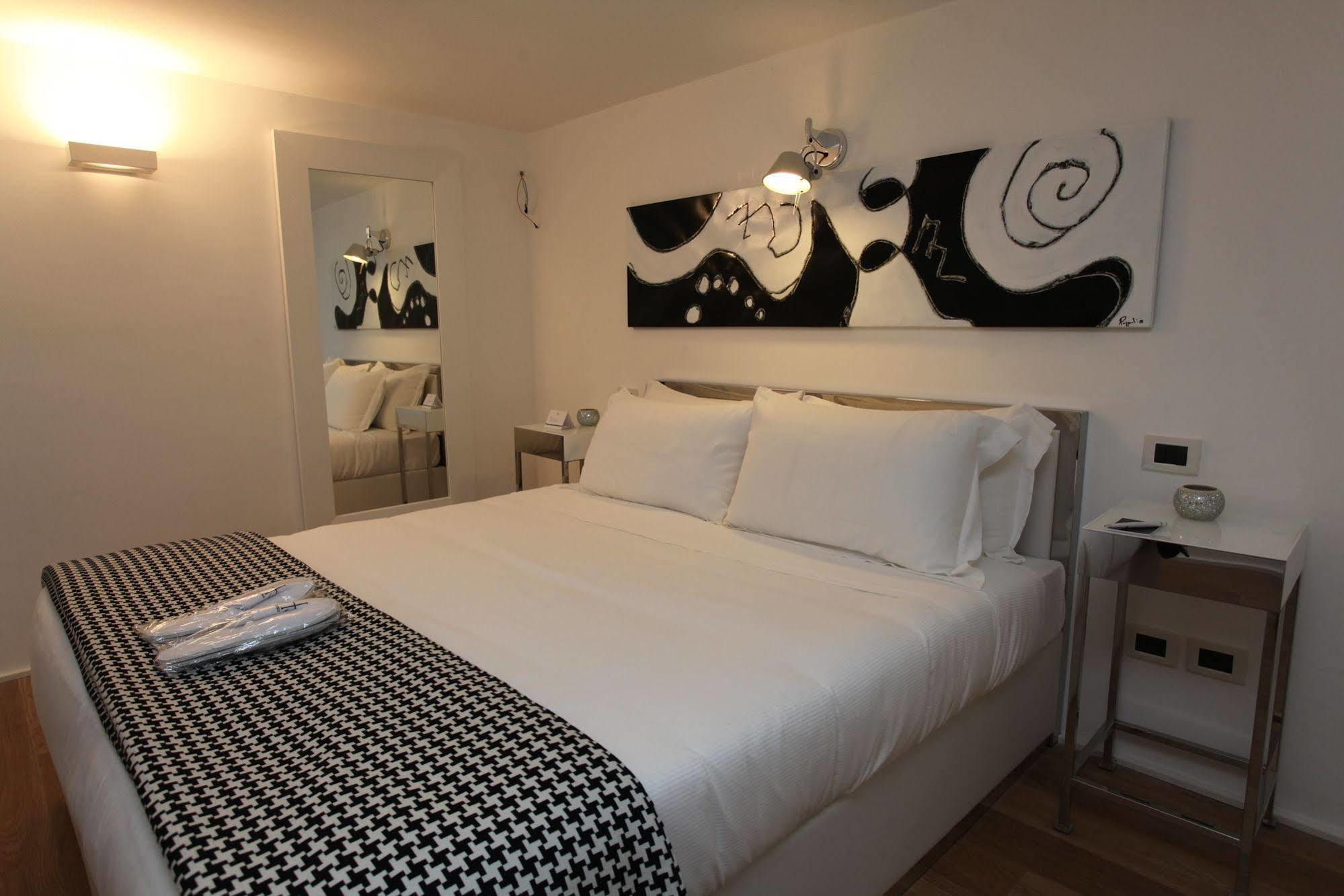 Lhp Suite Roma Piazza Del Popolo Екстериор снимка