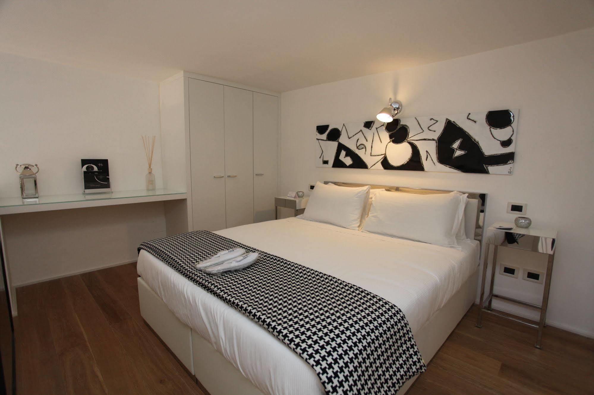 Lhp Suite Roma Piazza Del Popolo Екстериор снимка